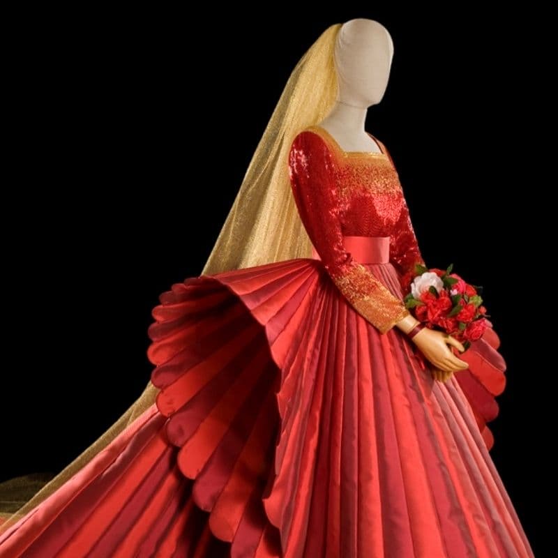 Capucci : 红色新娘