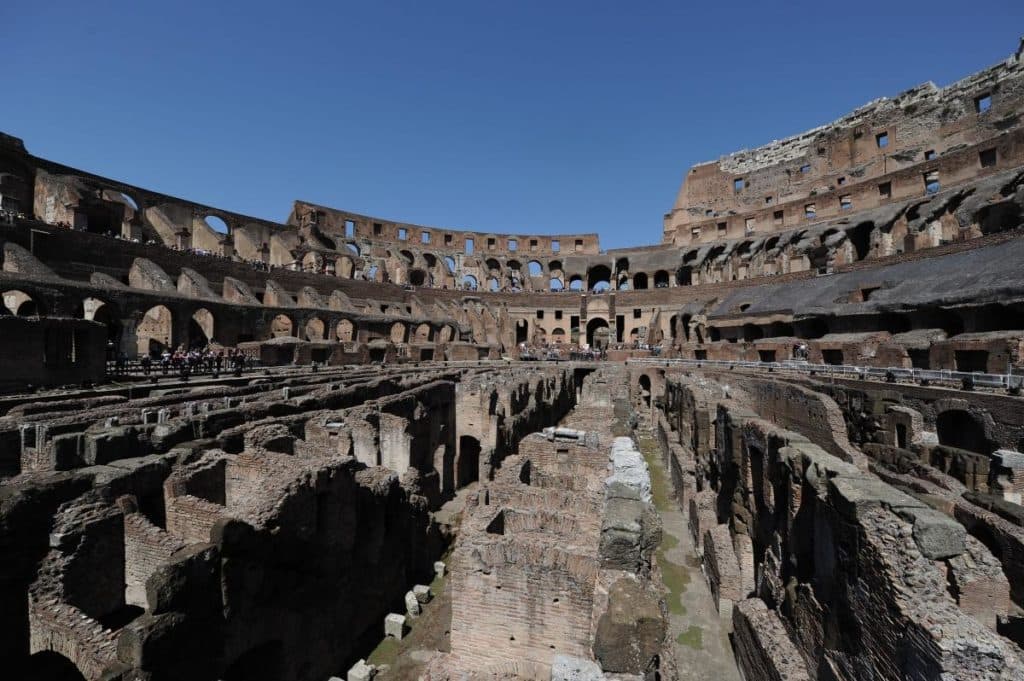 Arte: Tod's ed il restauro del Colosseo. L'interno.