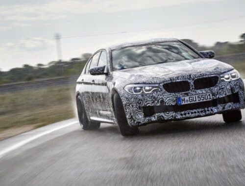 Motori: BMW M5, svelata la sesta generazione. Il fronte dell'auto.
