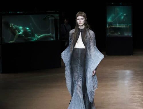 Moda: Haute Couture Paris: le sfilate di lunedì. la Paris Fashion Week