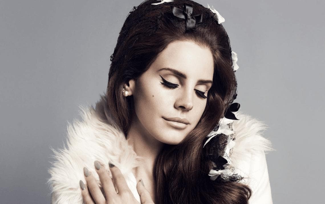 Moda: Lo stile di Lana Del Rey, dagli abiti al make up. Il make up