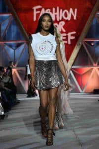 Mame Moda Fashion For Relief, Naomi Campbell a Cannes 2018. t-shirt diesel