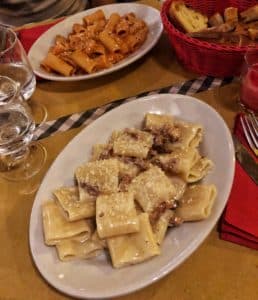 mame food VOLEMOSE BENE - L'OSTARIA ROMANA A MILANO piatti