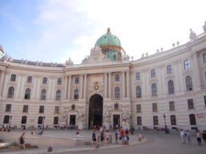 mame viaggi #MAMEHOLIDAYS - VIENNA, LA CAPITALE IMPERIALE hofburg