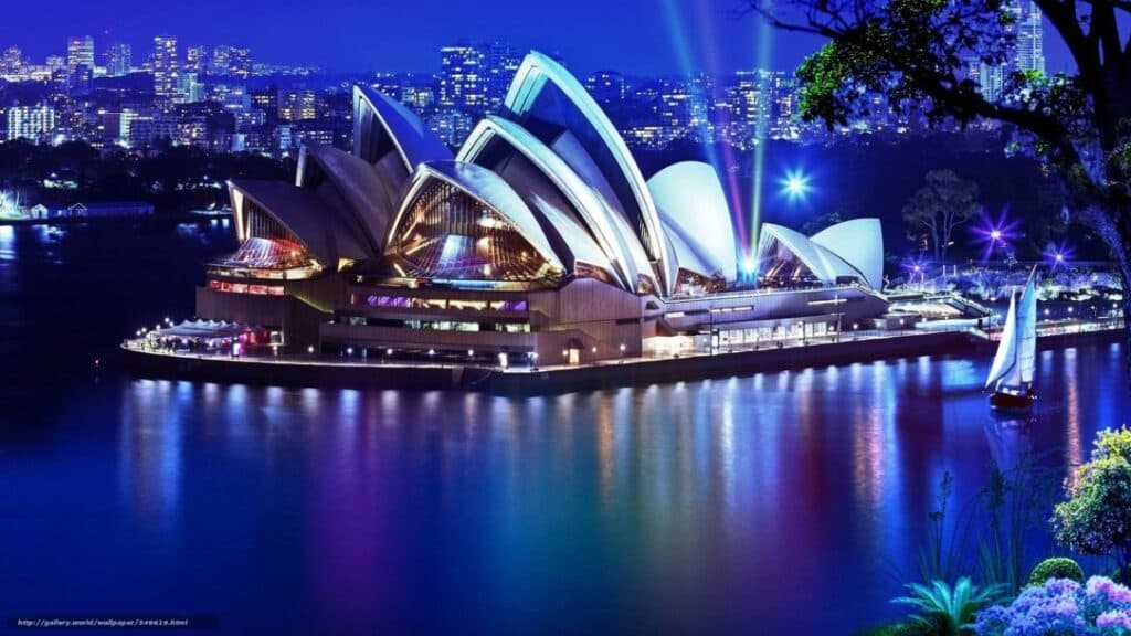 la Sydney Opera House compie 45 anni