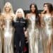 Mame Moda Versace, sfilata a New York per la pre-collezione. Donatella e le top model