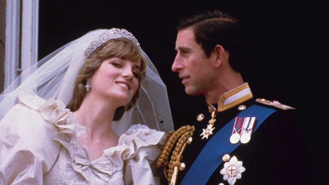 Il principe Carlo confessa: "Sbagliai a sposare Diana"