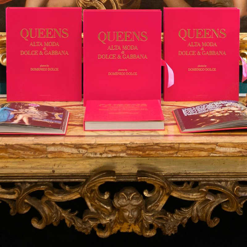 Dolce&Gabbana - trionfa il Rinascimento a Milano. Libro Queens