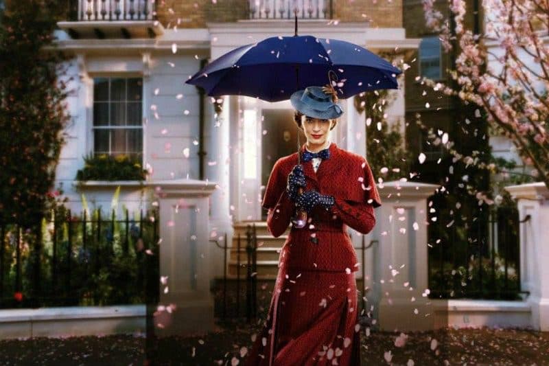 Il ritorno di Mary Poppins, i costumi di Powell. Look rosso Tata 