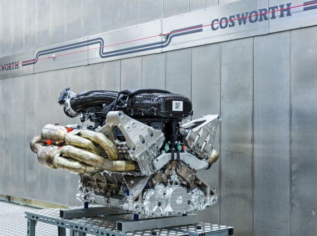Aston Martin Valkyrie con motore Cosworth