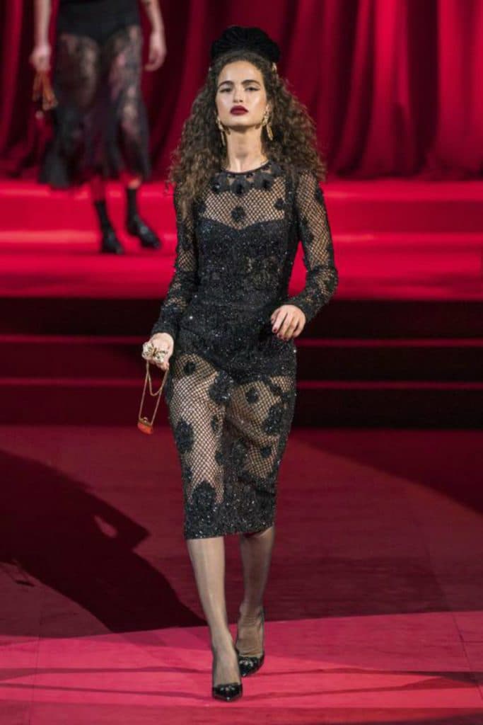 Dolce&Gabbana FW19, elogio intimo all'eleganza. Chiara Scelsi 