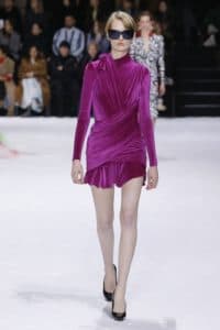 Mame Moda: Balenciaga "Saving lives, changing lives". Colori fluo e drappeggi casual