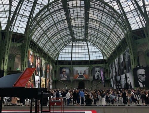 Il Memorial di Karl Lagerfeld al Grand Palais di Parigi