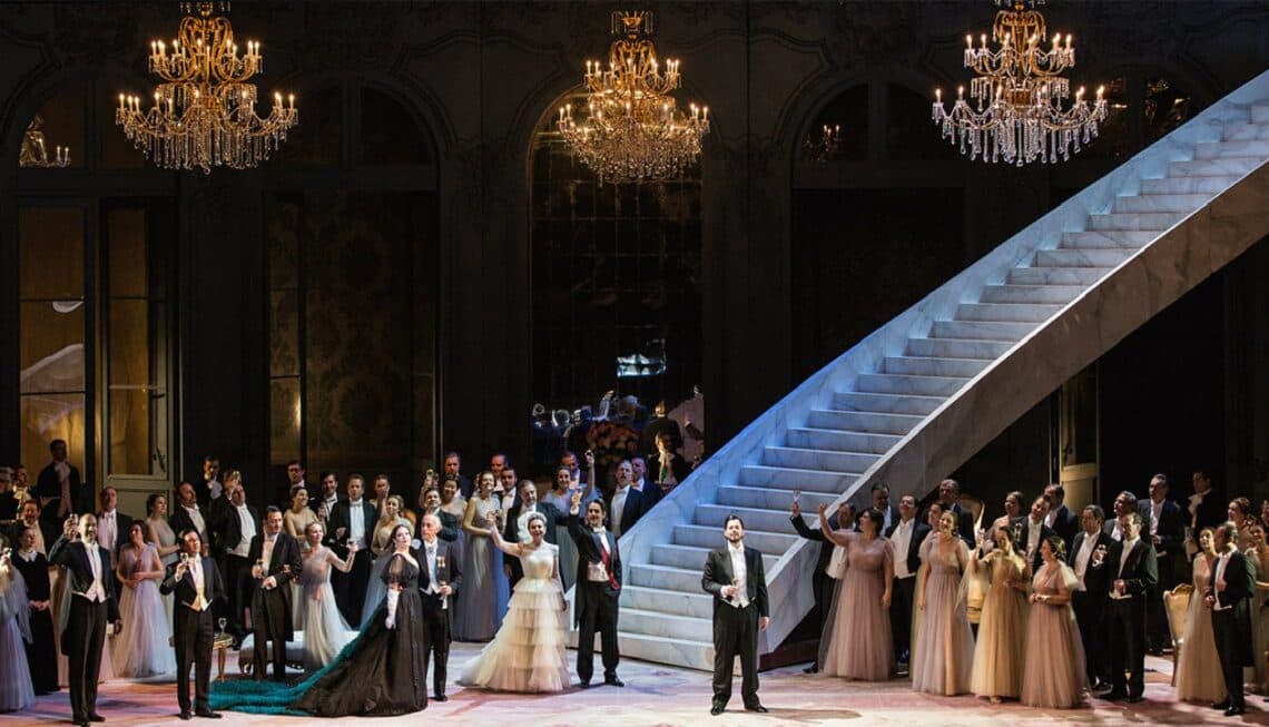 La Traviata costumi di scena