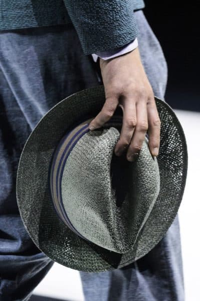 Giorgio Armani cappello stile cowboy