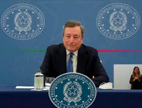 Mario Draghi sindaci crescità