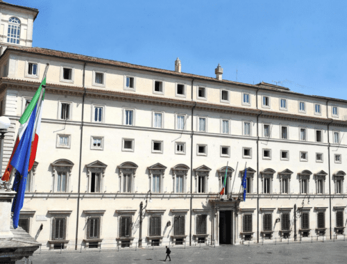 Mario Draghi a Palazzo Chigi per la manovra economica
