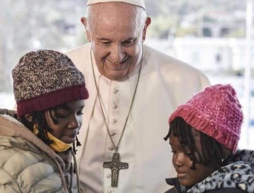 Papa Francesco Lesbo: visita ai migranti dell'isola