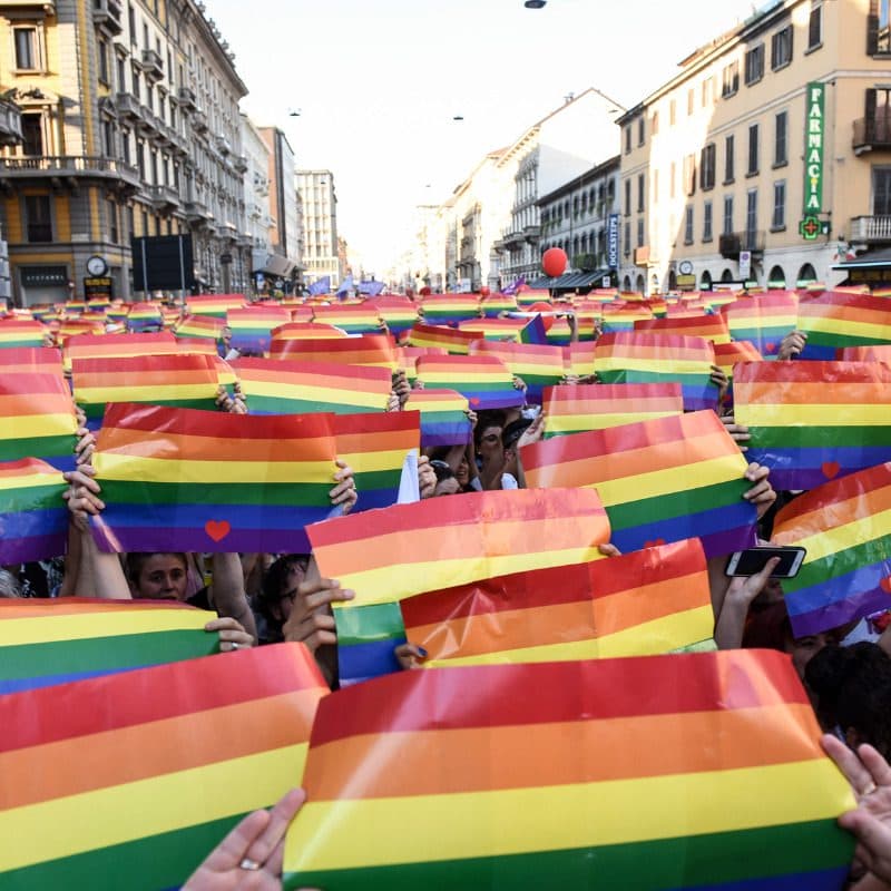 Bufera Zan e De Biase: conflitto d’interesse e guadagno da Pride e manifestazioni 