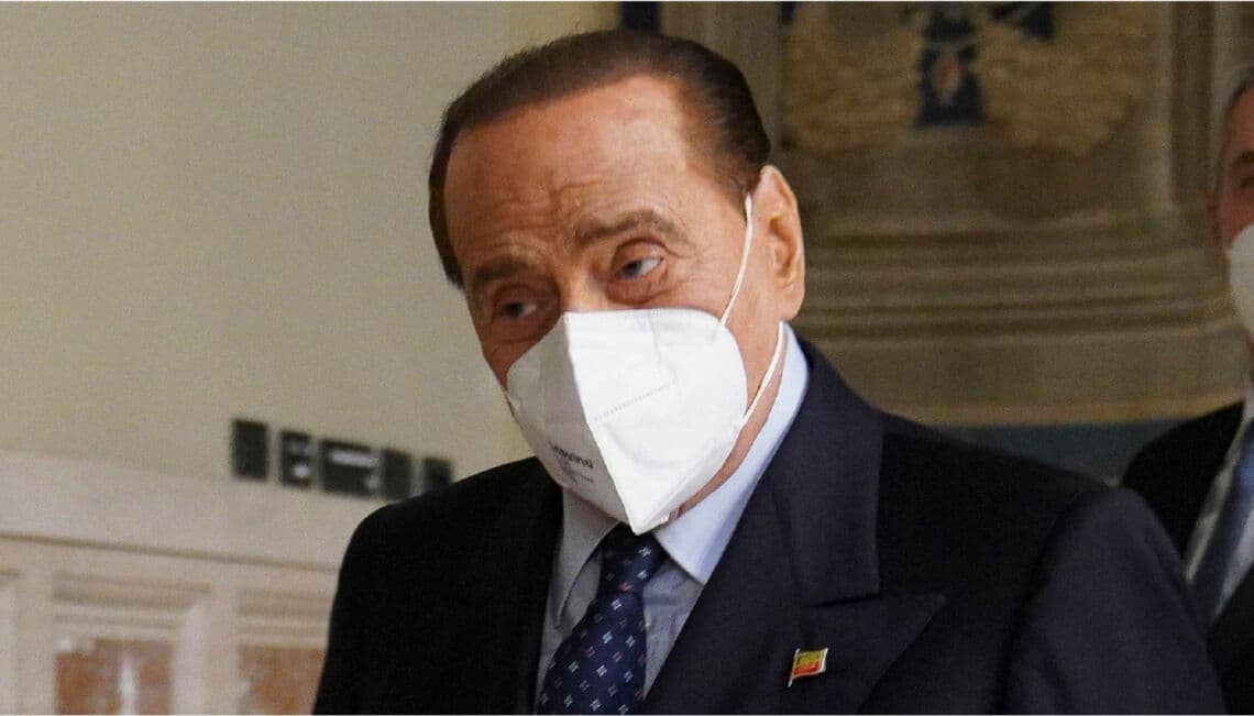 salute di Berlusconi