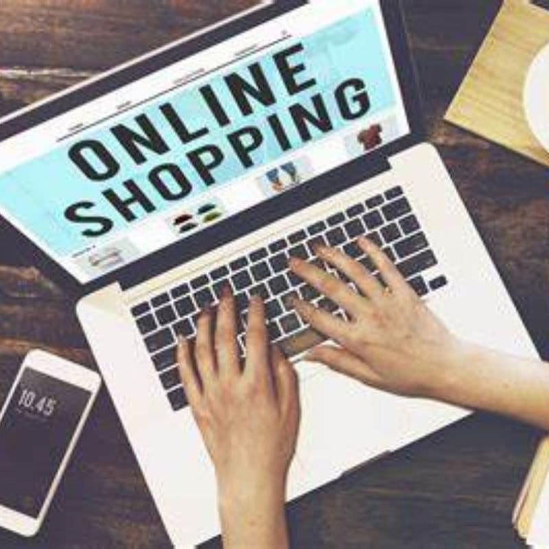 Tik-Tok batte Amazon, + 18%: sfida aperta per lo shopping online
