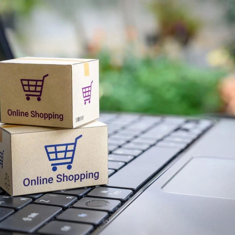 Tik-Tok batte Amazon, + 18%: sfida aperta per lo shopping online