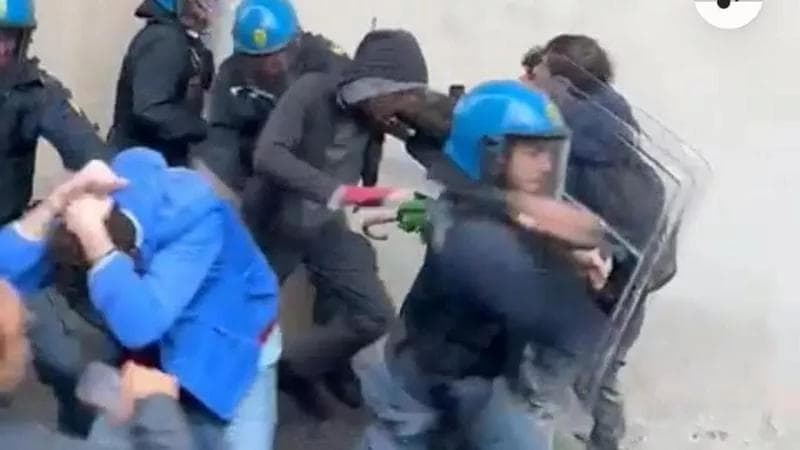Tensione tra Meloni e Mattarella: si discute su manganelli e Polizia